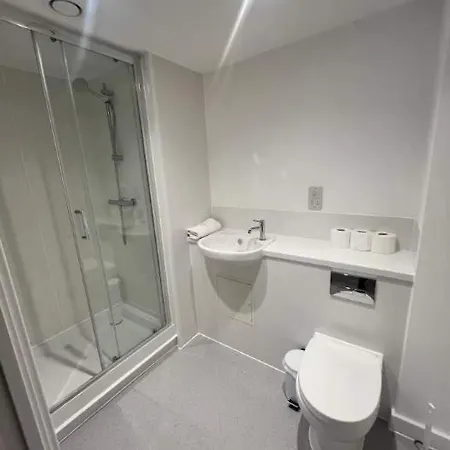 Flat Close To Queen Square - Flat 3b * بريستول