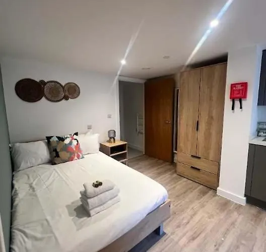 아파트 Flat Close To Queen Square - Flat 3b 브리스틀